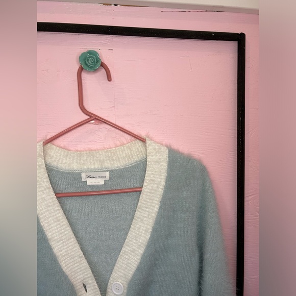 💙 00s | Lovers + Friends | Baby Blue and White Cropped Cardigan - Picture 2 of 5